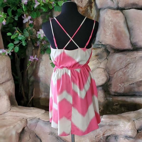 Strappy Summer Dress - Picture 4 of 7